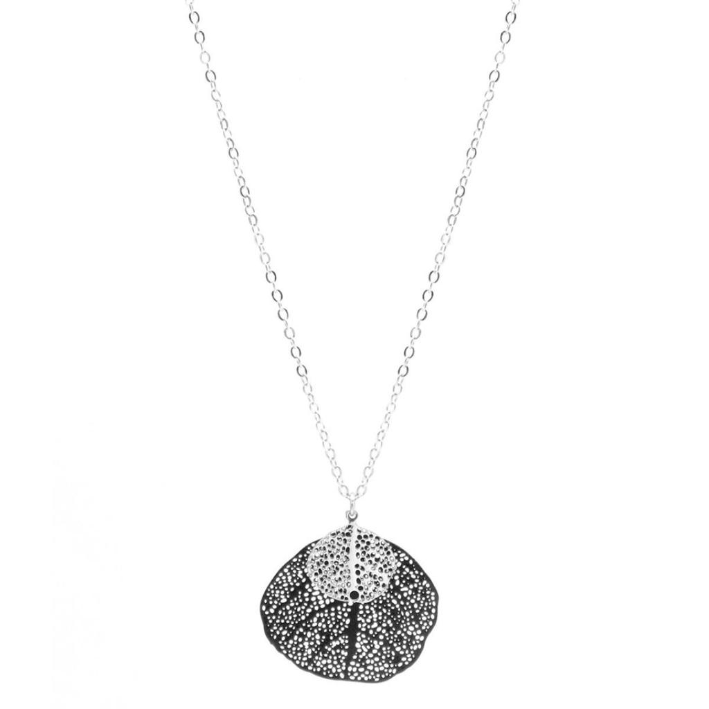Gun Black Leaf Pendant Necklace – Hollow Design for Women – Cross-border Fashion Statement