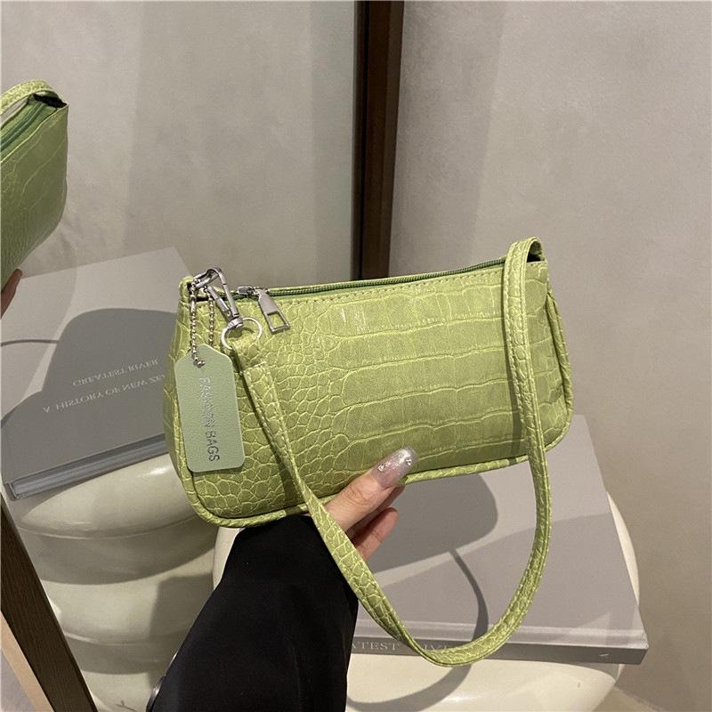 Niche Design Versatile Crocodile Pattern Baguette Bag Retro Armpit Bag New Portable Shoulder Bag
