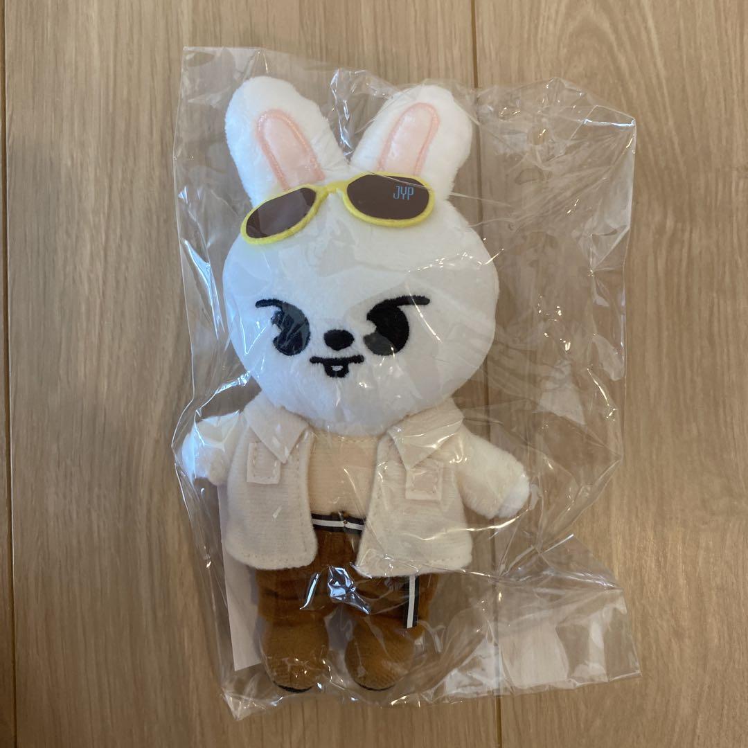 

[USED] stray kids skzoo bag charm popup reno leebit