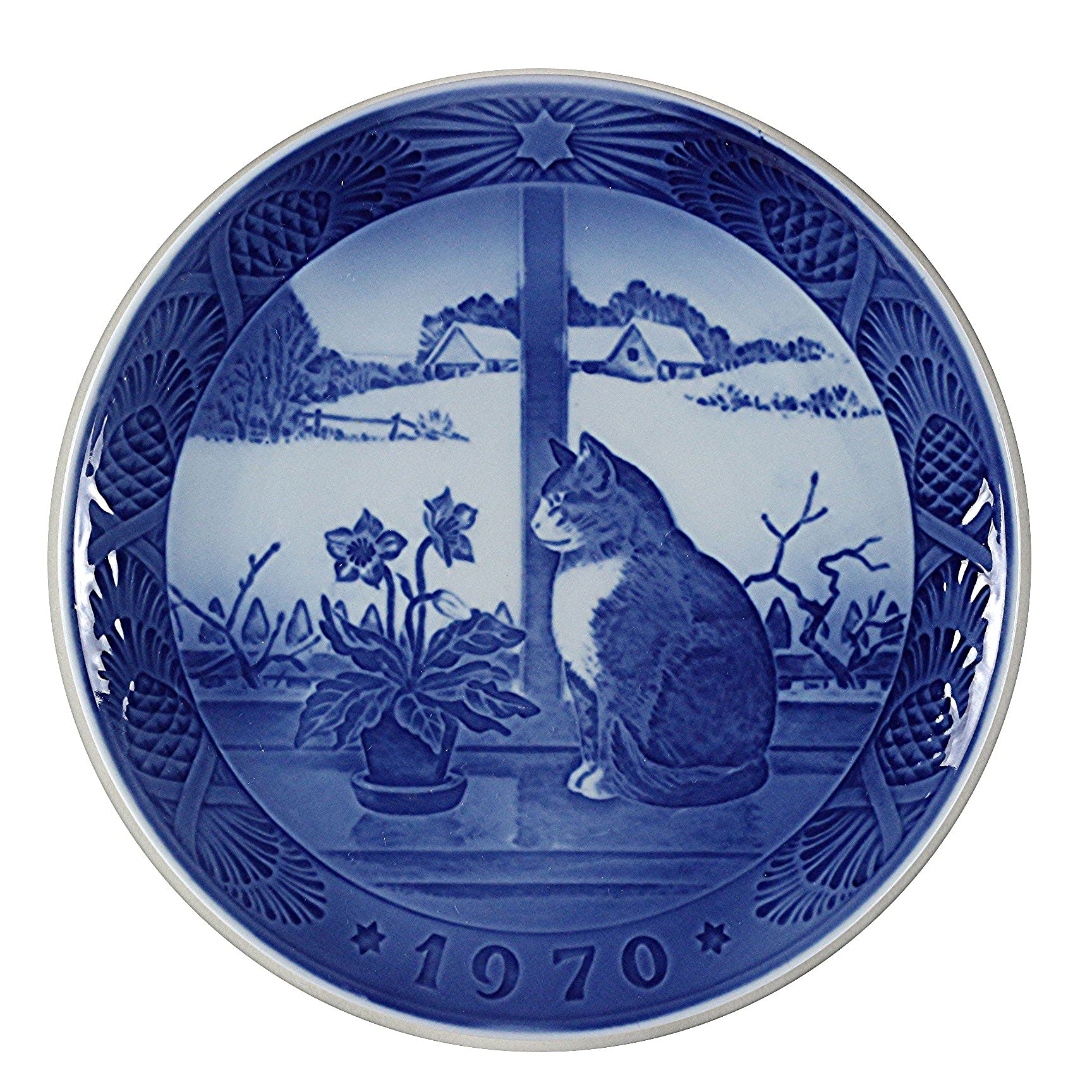[Parallel Import] Year Plate 1970 Christmas Rose and Cat [Parallel Import]