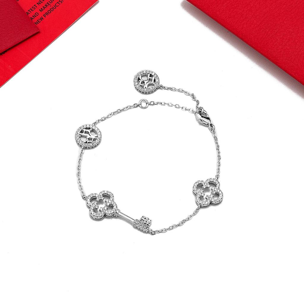CHHC Adjustable Four-Leaf Clover Key Bracelet - High-End Niche Hand Jewelry Gift