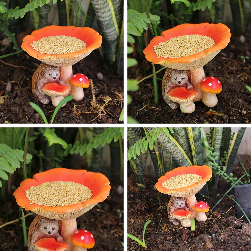 Hedgehog mushroom bird feeder, resin, realistic mushroom hedgehog feeding trough, outdoor, garden courtyard, lawn decoration