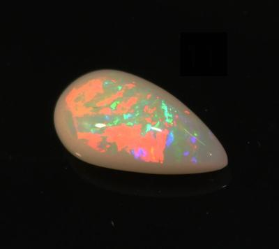Brilliant Fire Flashy natural Etiopian Opal Lacrimă picătură Cabochon Gemstone 5,95 carate 20x10x7 MM