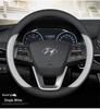 Ultra cienka Pokrowiec na Kierownicę ze Skóry Naturalnej do Hyundai Elantra, Tucson, Sonata, Santa Fe i Mistra.