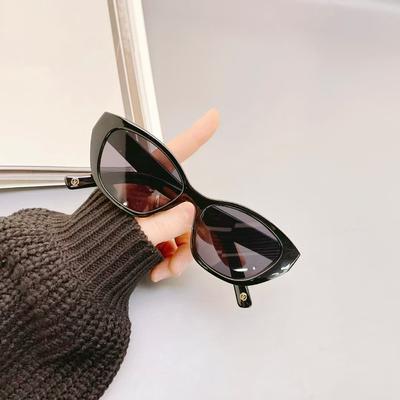 Cat Eye Shape Men'S Designer Sunglasses Korean Fashion Anti-Glare Sunglass For Women Holiday Travelling Female Sunglass