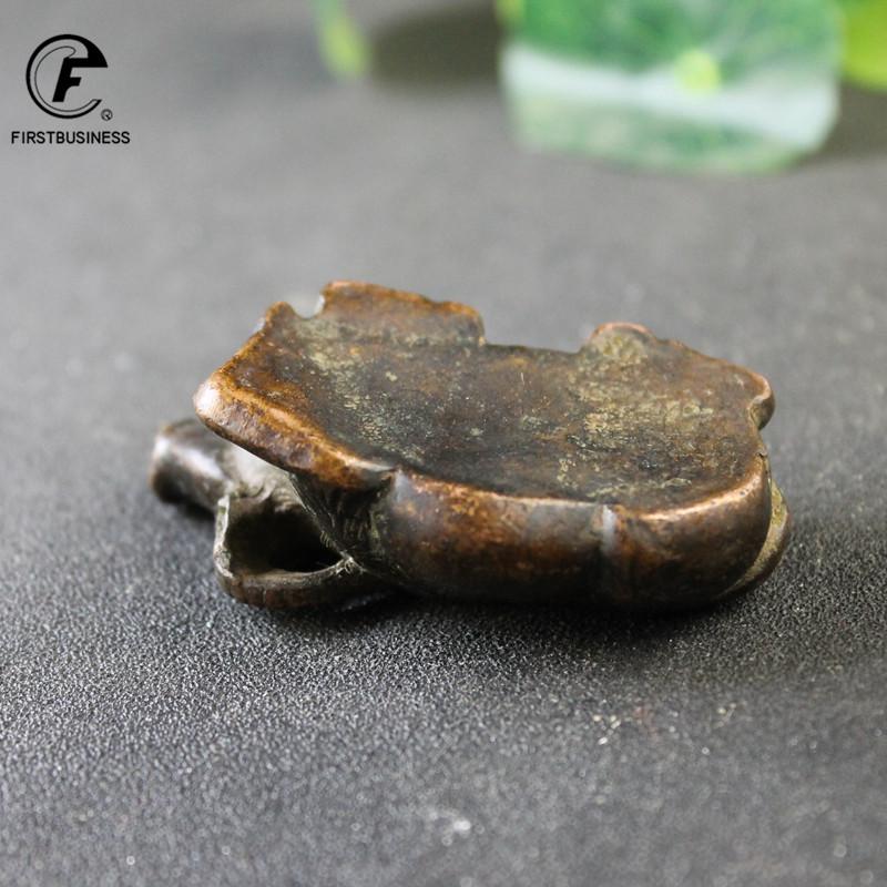 Antique Bronze Sleeping Cattle Statue Tea Pets Desktop Ornaments Solid Copper Bull Figure Home Decoration Pendant Decor