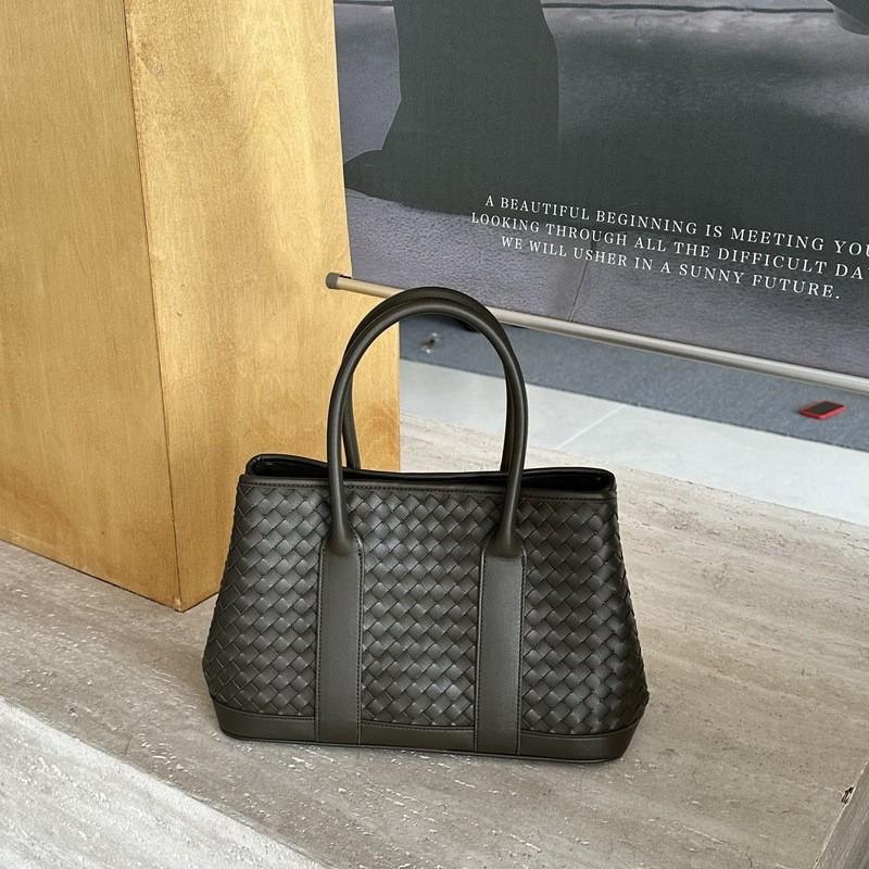 Woven Leather Tote Bag Women Medium Size Handmade Top Handle Crossbody