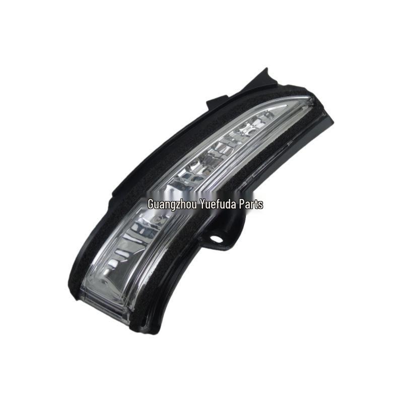 Mondeo Rearview Mirror Turn Signal and Reversing Light Set (DS73-13B381-BA / DS73-13B382-BA) Right