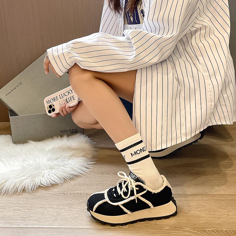 

2024 весна и лето новые кроссовки Forrest Gump Daddy парусиновые на платформе универсальные спортивные кроссовки для бега повседневные кроссовки для сноуборда прилив 35 чёрный