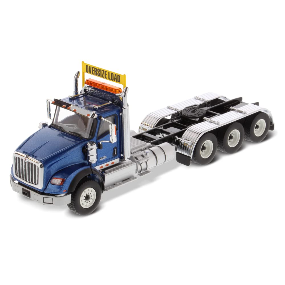 

DIECAST MASTERS International HX620 Tridem Tractor Metallic Blue