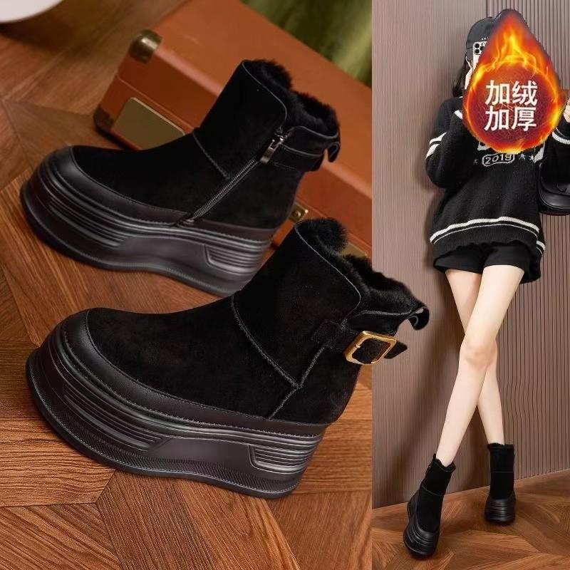 Thick Soled Warm Snow Boots for Women  New Model with Plush Cotton Shoes Korean Version Fashionable Versatile Short Boots