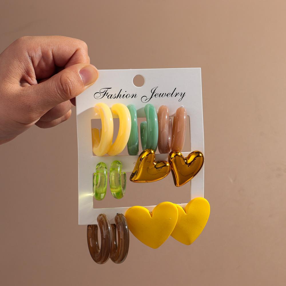 New Korean 7pair Colorful Circle Acrylic Hoop Earring for Women Vintage Geometric Heart Stud Earrings Statement Jewelry Set Gift