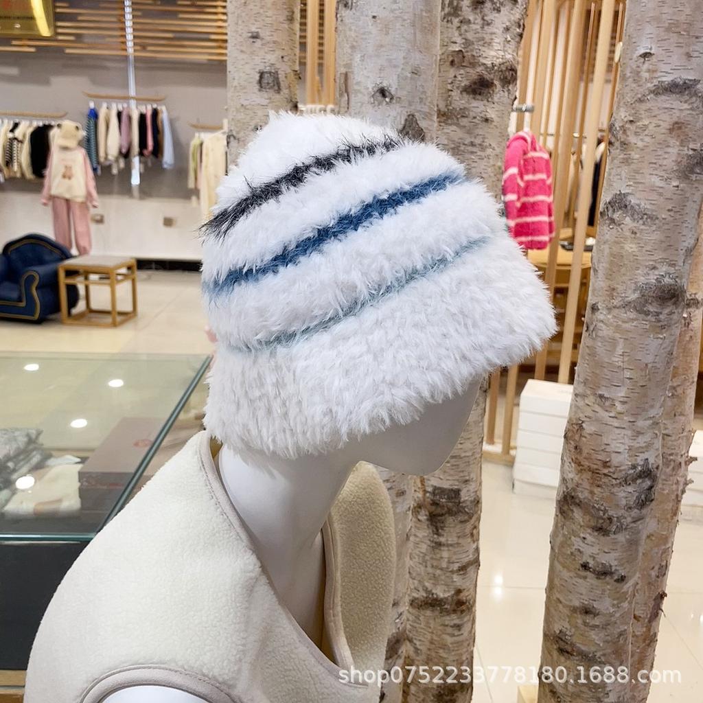 Thick Plush, Knitted Hat, Women's, Autumn and Winter Cold Resistant Woolen Hat, Warm Ear Protection, Small Face, Korean Version Big Head Circumference