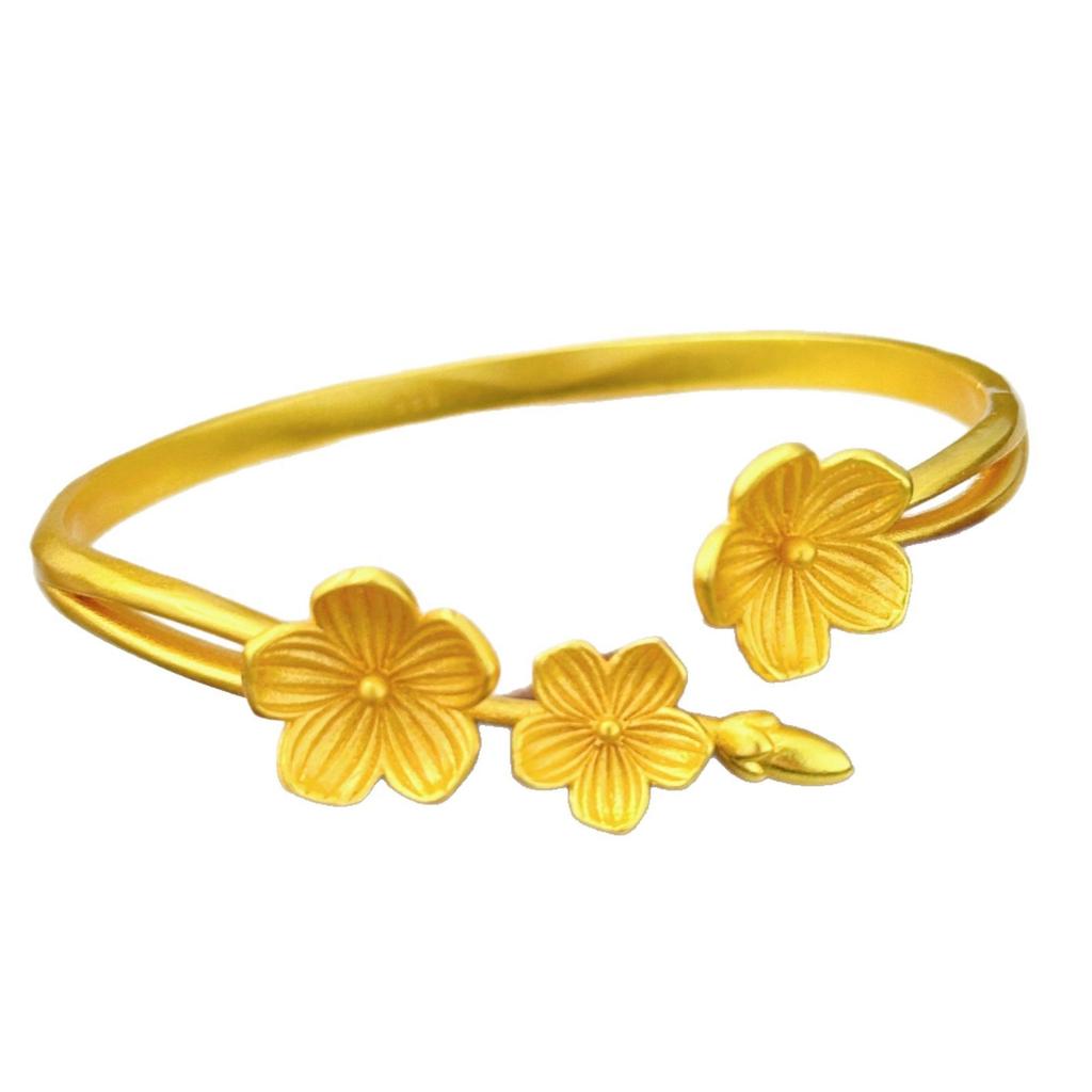 Plum Blossom Open Bracelet Women's Bracelet Light Luxury High-end Bracelet Accessories