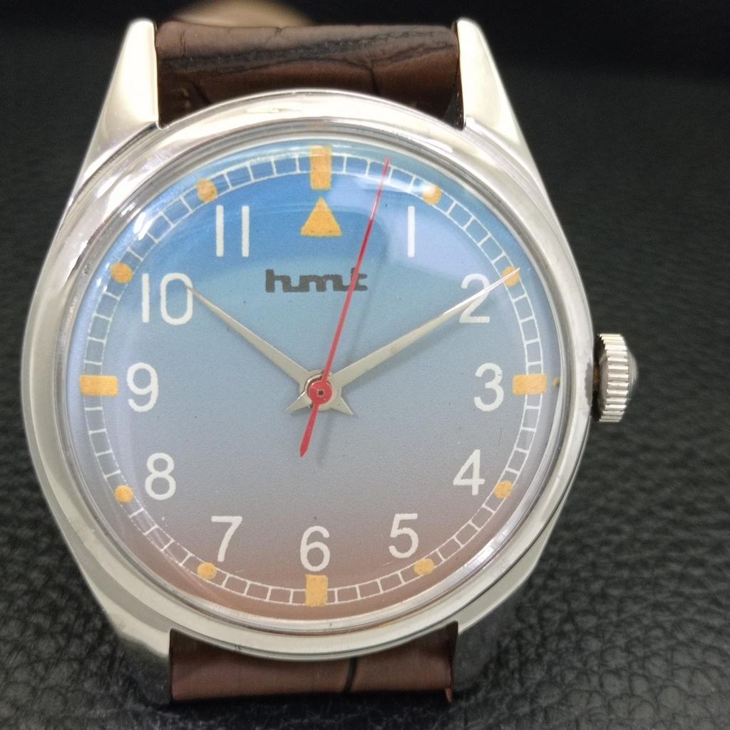HMT HAND-WINDING INDIAN MENS VINTAGE WRIST WATCH A702809-1 R211-a702809