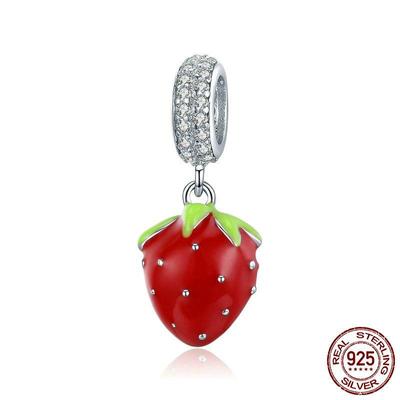 Kırmızı Emaye Çilek Kolye Charm Orijinal Gümüş Bilezik Veya Kolye Için Fit 925 Ayar Gümüş Takı Scc1537