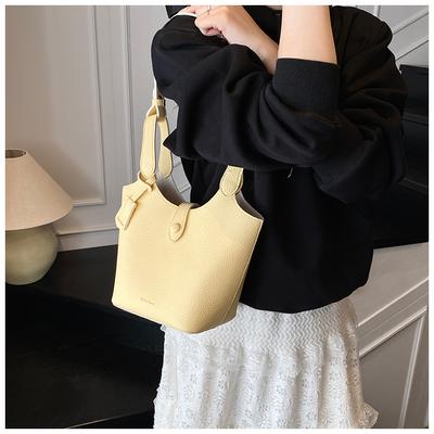 Clear Sky Walk Goose Yellow Bucket Bag Women's Spring and Summer Portable Messenger Bag