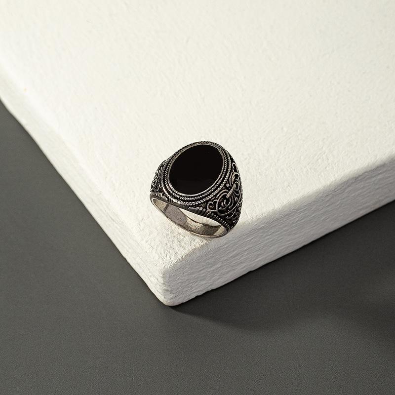 

Retro Trend Black Gemstone Ring: Men s Geometric Hip Hop Street Style