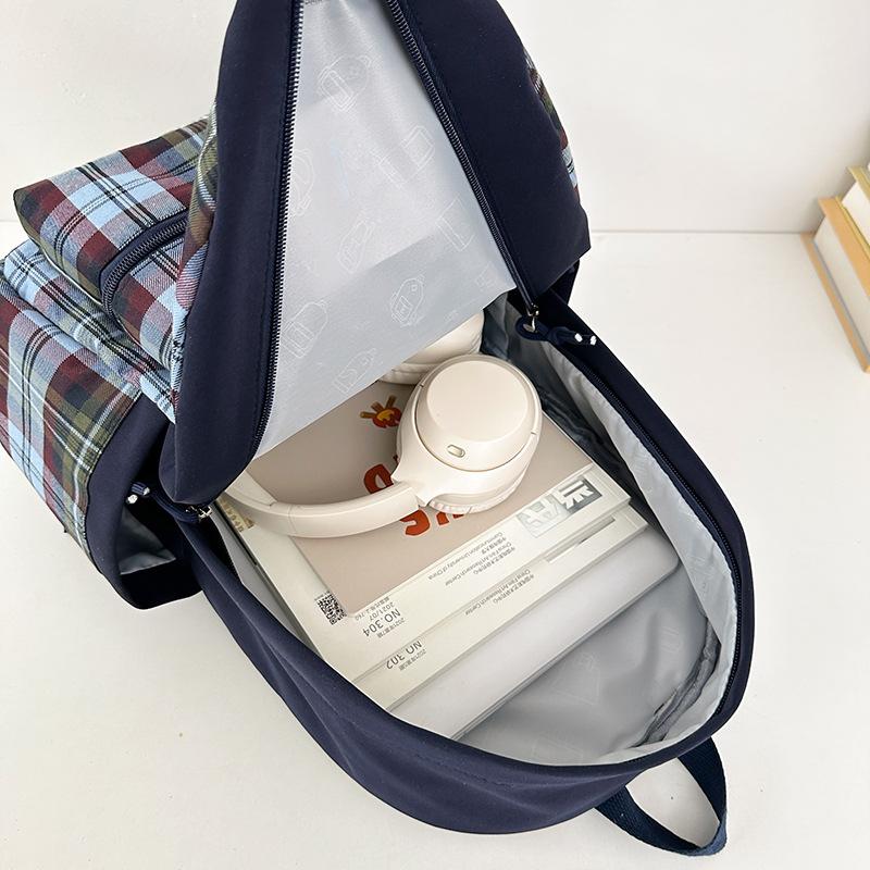 Schoolbag Simple literary backpack Women's large capacity retro versatile plaid backpack Leisure commuting class Student schoolbag