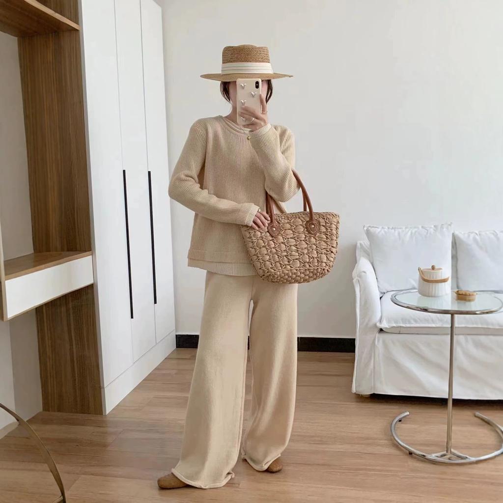 Casual simple fake two-piece knitted suit for women's autumn and winter new thickened crew neck top + wide-leg pants two-piece set