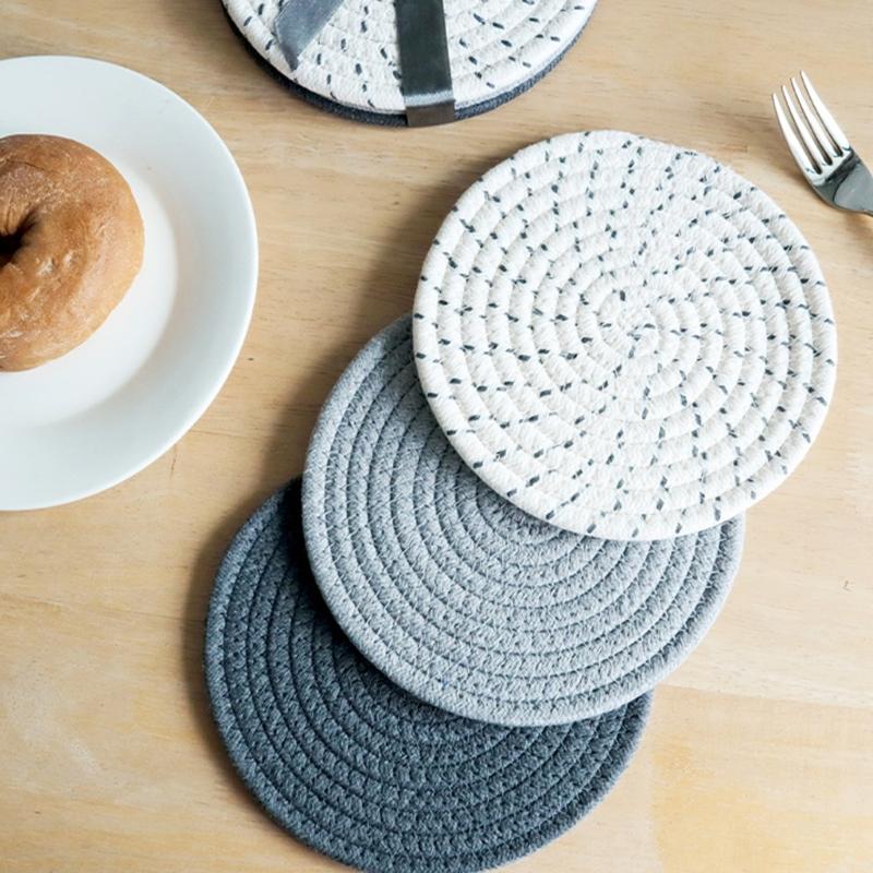 3Pcs Kitchen Table Mats Heatproof Colorful Dish Pad With Nonslip Base For Home Dining Protections Use