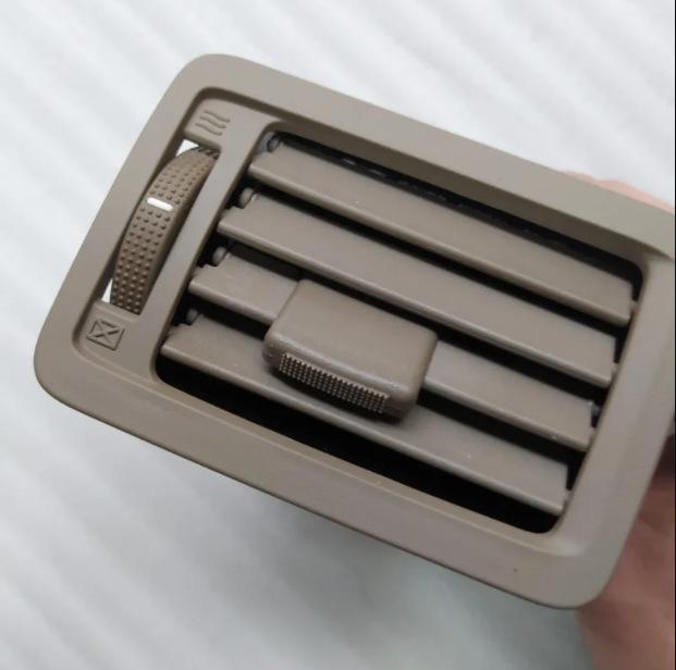 

974802E000: Совместим с воздуховодом на приборной панели Tucson 97480-2E000 97480-2E000