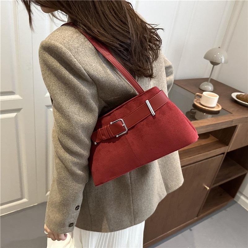 Yogodlns Fashionable Retro Large Capacity Simple Women's Shoulder Underarm Bag for Commuting And Work Casual Style Handbag