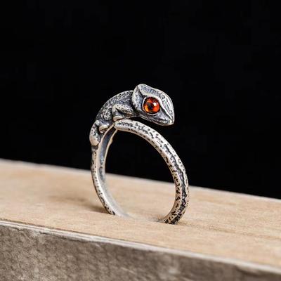 Cool Retro Lady Men Personality Ring Chameleon Ring Lizard Jewelry