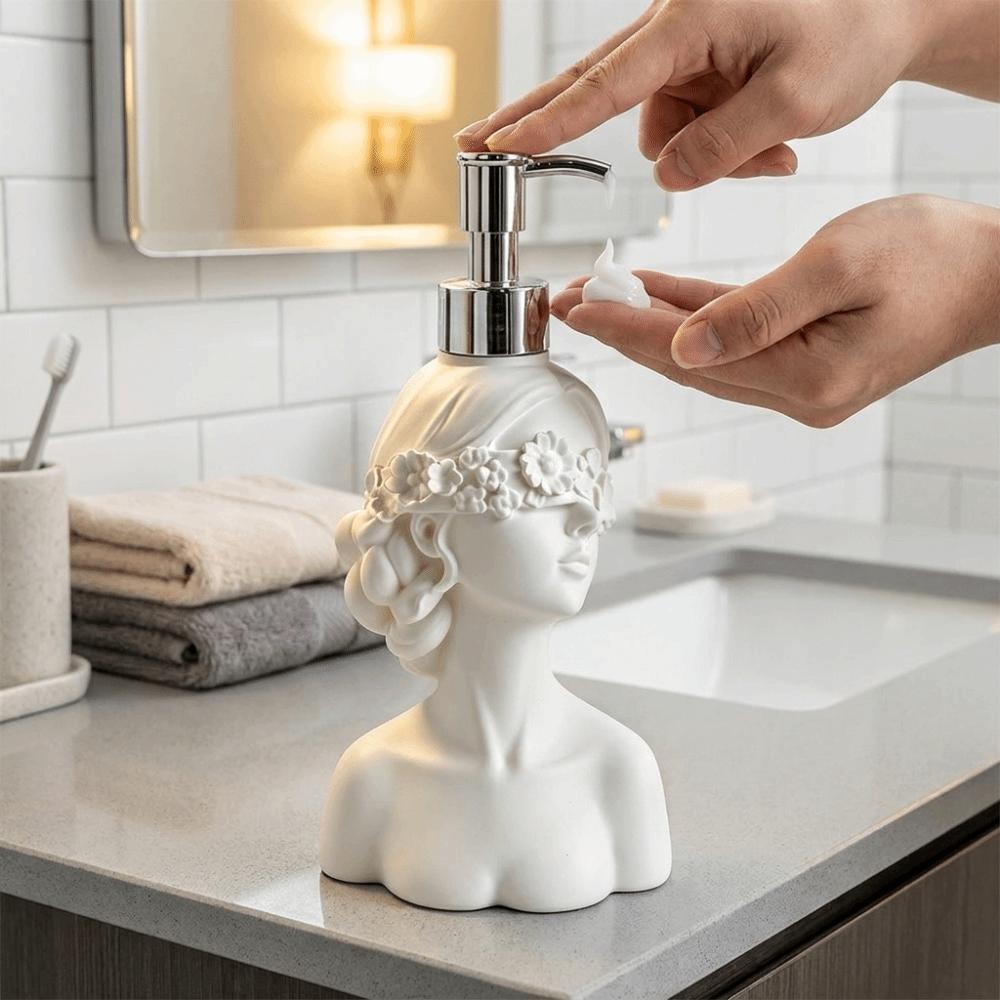 Resin Blindfold Girl Lotion Pump Vintage Bath Lotion Container Hand Sanitizer Bottle Home Decor