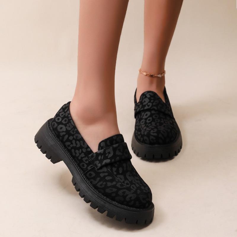 New Single Shoes Leopard Print Fashion Single Shoes Temperament Versatile Suede Women's Shoes Large Size