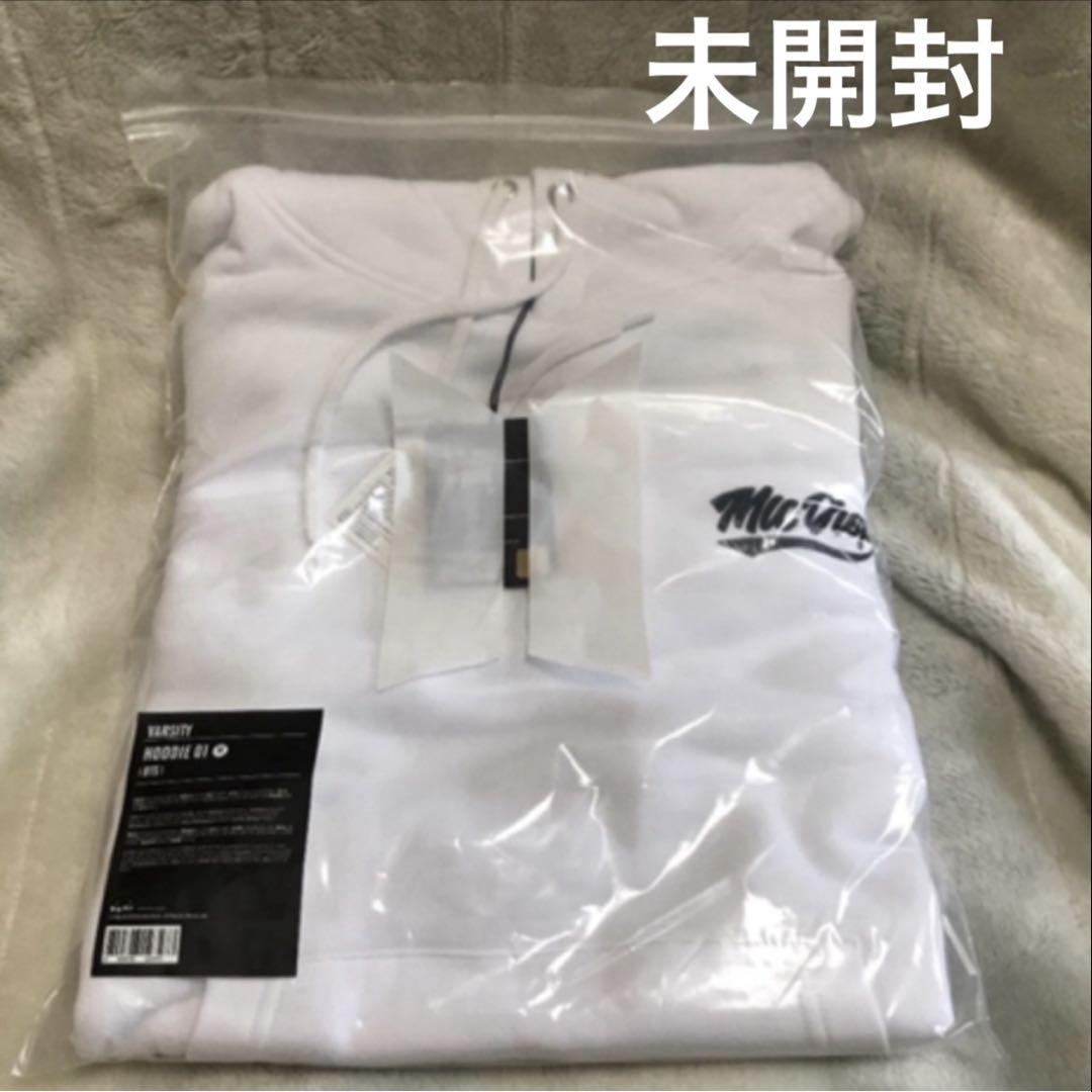 

[Б/У] Толстовка с капюшоном BTS MOS Pop-Up с MIC DROP