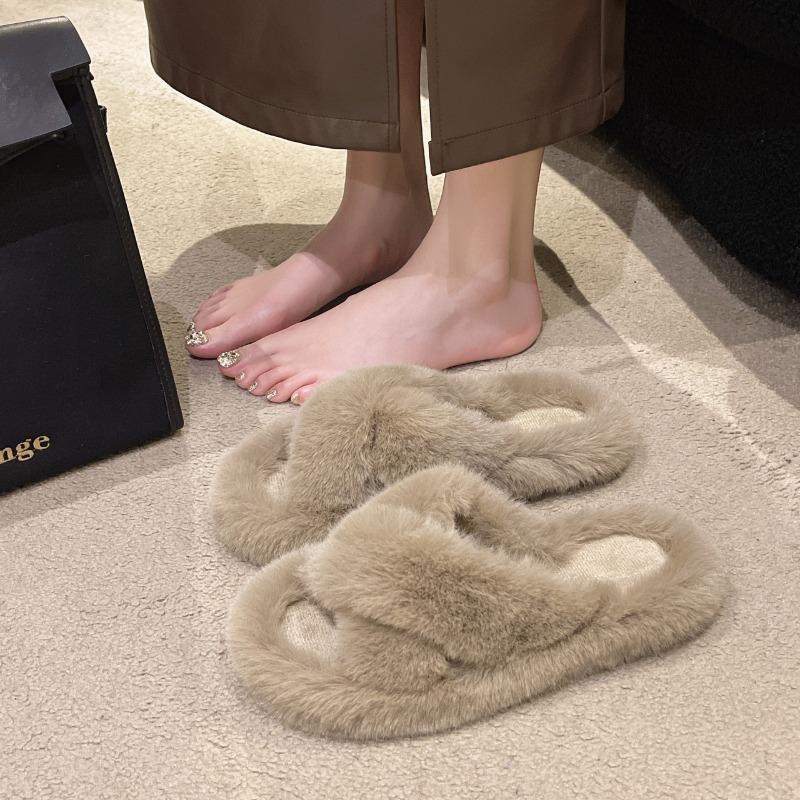 Fashion 2025 New Women Furry Fur Slippers Soft Faux Fur Slides Ladies Plush House Slippers Open Toe Flat Sandals Fluffy Warm Shoes