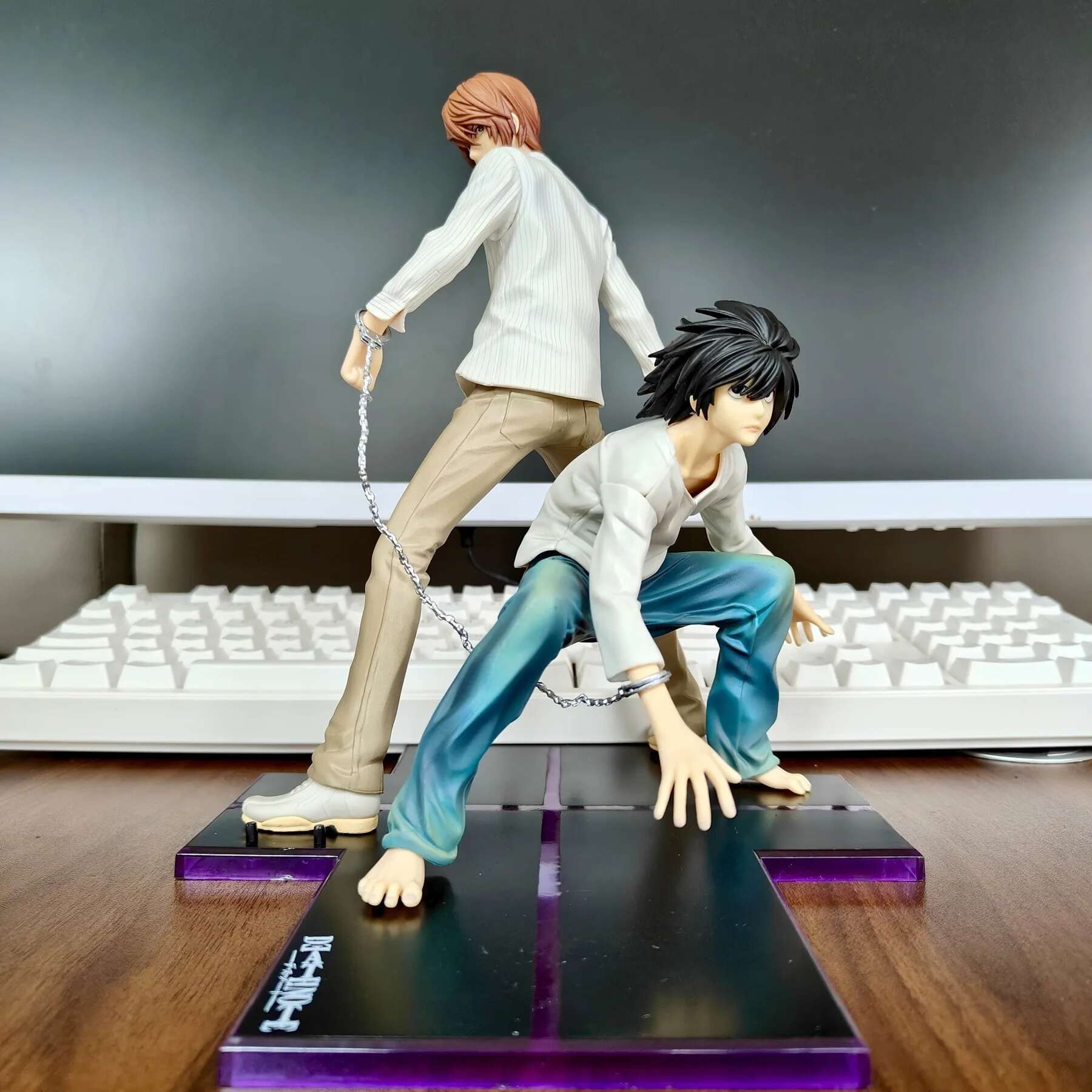 

2pcs DEATH NOTE L Lawliet erurouraito Yagami Light Kami Anime PVC Action Figure Toy Game Statue Collection Model Doll