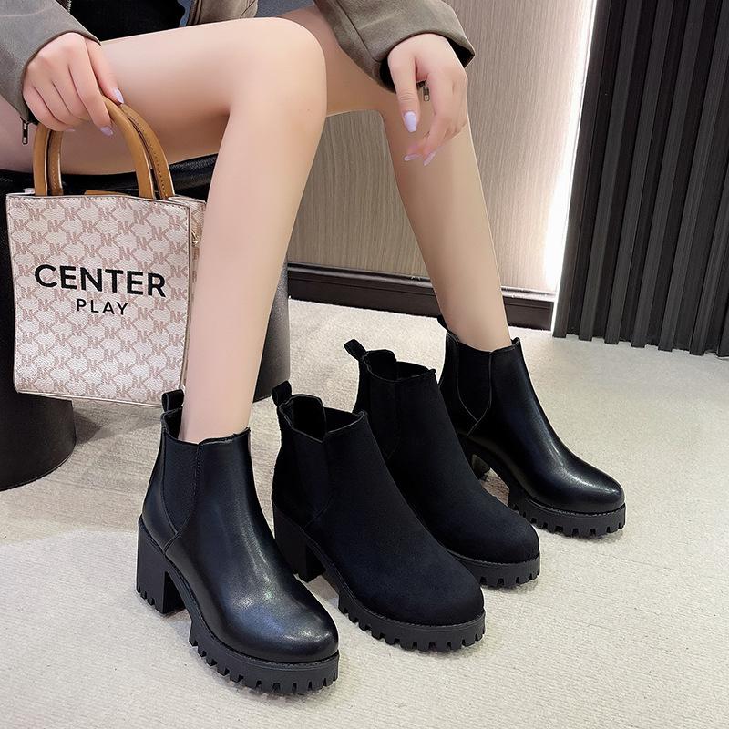 Fashion 2024 New Winter Casual Comfortable Thick Bottom Round Head Black Sexy Elegant British Style Warm Square Heel Short Boots