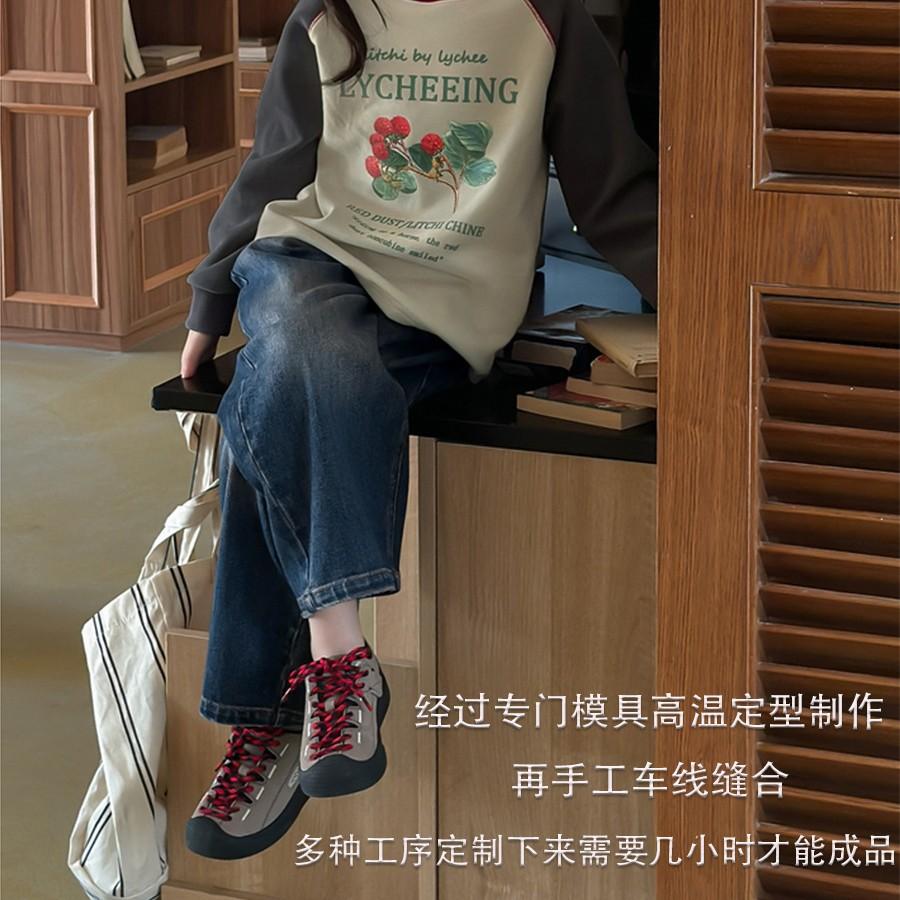 Children's casual sports shoes 2025 autumn and winter new boys' mountaineering shoes soft sole light non-slip girls' classmates tide