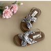 Design Sense Niche Flat Sandals Women 2025 Summer Seaside Silver Cool Slippers Beach Shoes Wear Roman Sandals