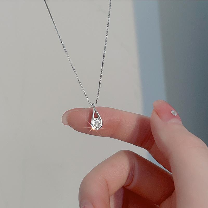 

Simple Drop Zircon Necklace For Women Minimalist Luxury Elegant Fashion Dainty Delicate Versatile Collarbone Chain Jewelry
