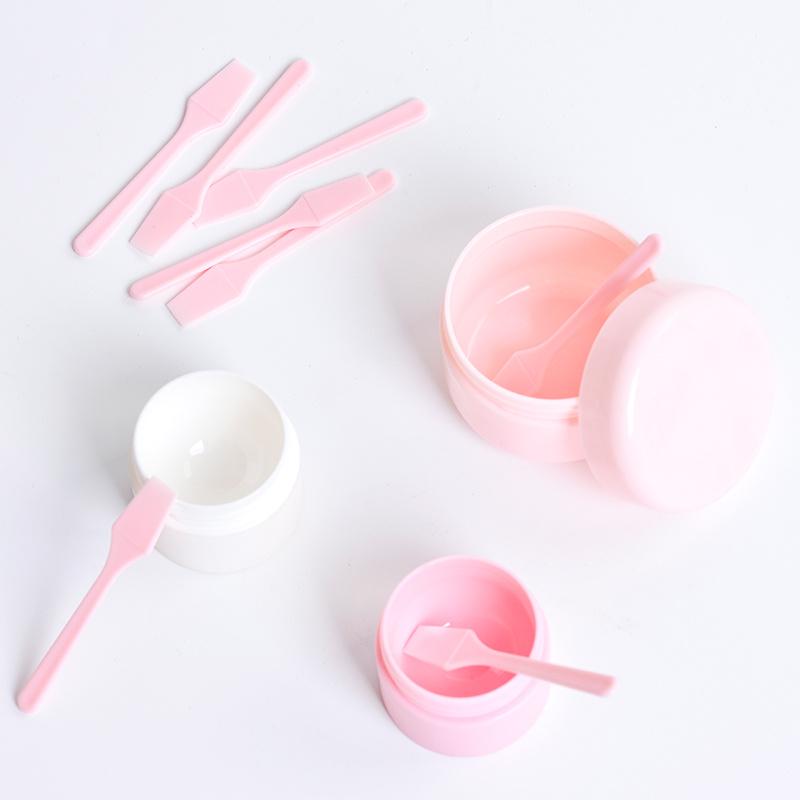 100 Pieces/box Cosmetic Spatulas Scoop Face Cream Mask Mud Mixing Plastic Spoon Beauty DIY Tools Eyes Facial Makeup Applicator