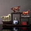 Hestestatue Samling Dyremodell Resin Livaktig Skulptur Hesteornamenter For Studierom Hage Kontor Skrivebordsdekor