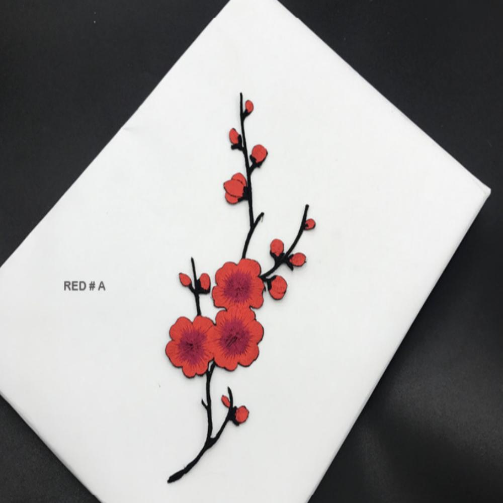 

Вышитая нашивка/герб с корейской маленькой сливой