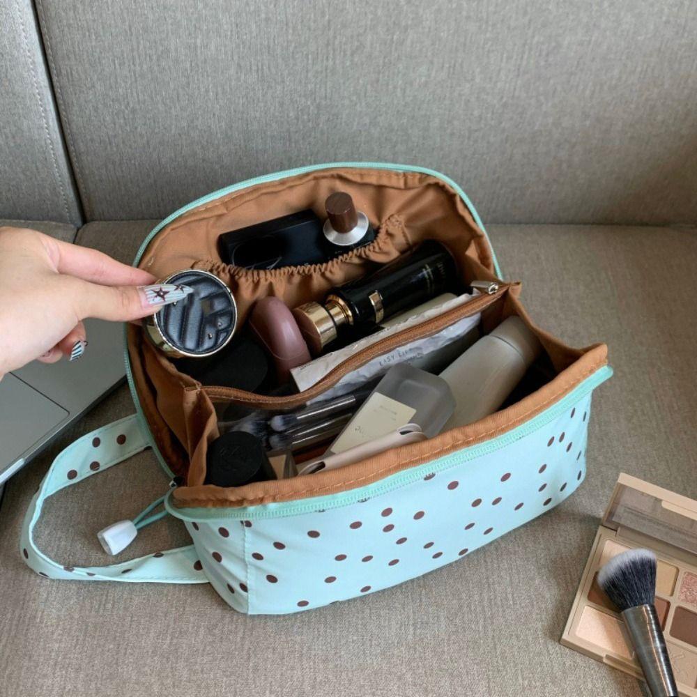 Large Capacity Polka Dot Makeup Bag Portable Toilet Bag Fashion Cosmetic Bag Women Outings