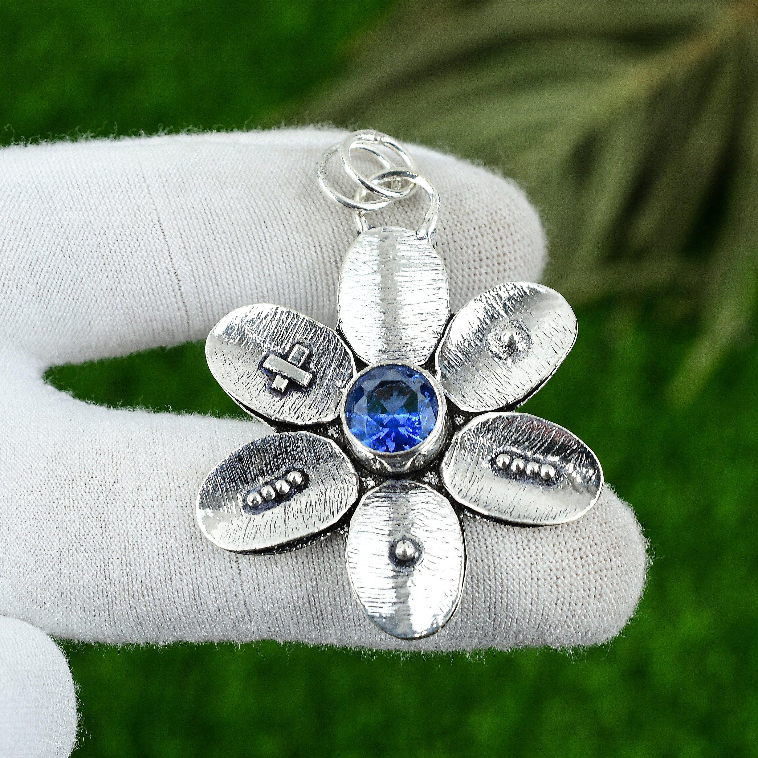 Wedding Gift For Her 925 Silver Natural Swiss Blue Topaz Gemstone Pendant