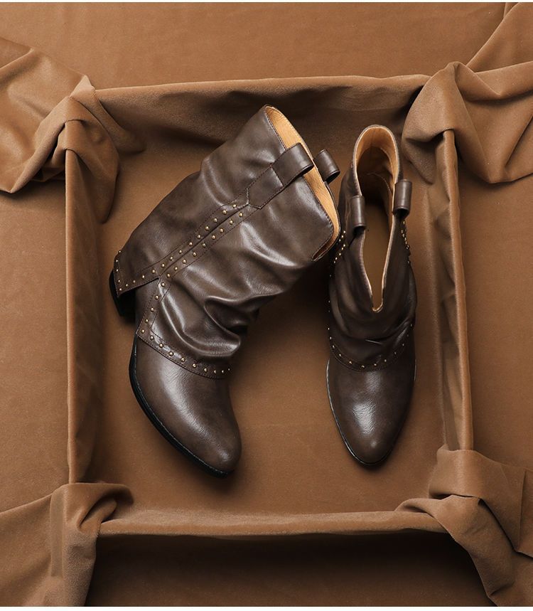 2025 autumn and winter Spice Girls retro pointed riveted short boots trouser boots western boots fashion absolutely pure thick heel Martin boots