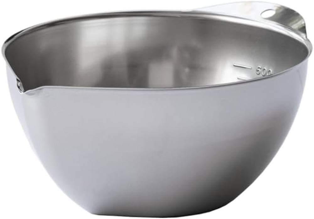 

Live a clutter-free life! The Kirekire Bowl (15cm) is made in Japan. It s a stainless steel bowl that resists dripping, features a spout, measuring