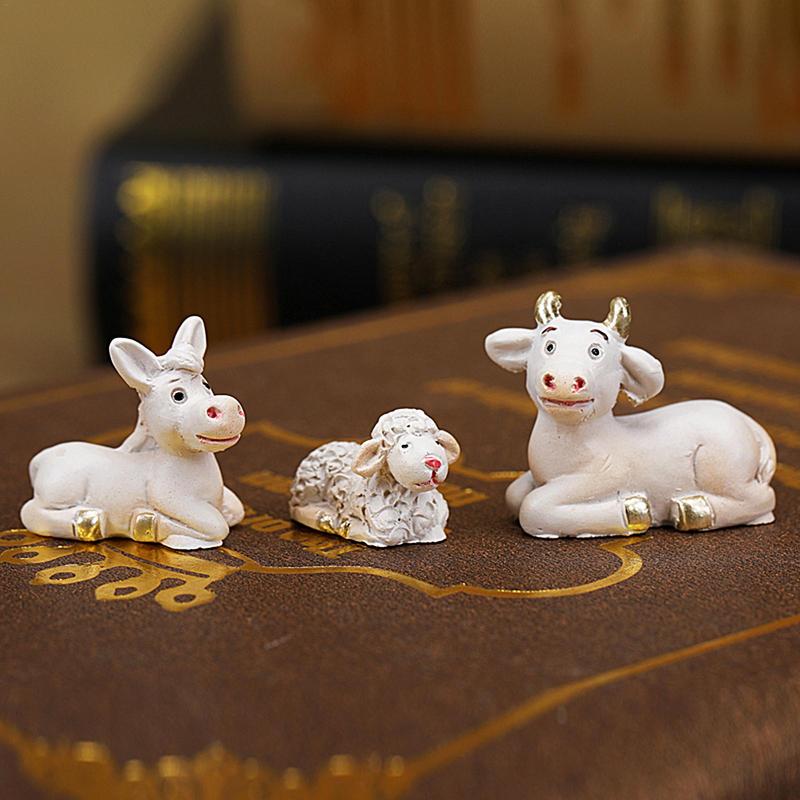 2025 new Christmas Nativity Sets Resin Nativity Figurine Collection Religious Holiday Baby Jesus Nativity Mantle Shelf Decor