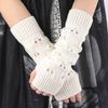 Accessories – Hansker, votter og fingerhansker