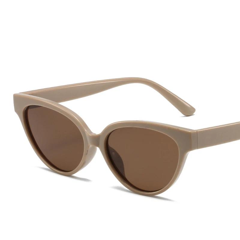 

Durable High Quality Timeless Retro Edgy Punk High End Designer Style Glamorous Female For Both Women Sun Glasses