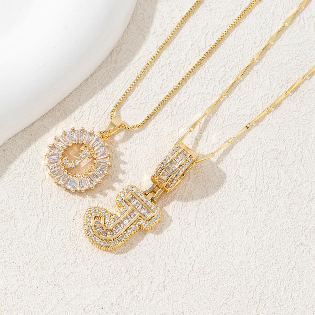 2Pcs Full CZ Zircon Iced Crystal Initial Letter Flower Necklace Women Copper A-Z Alphabet Pendant Couple Jewelry Birthday Gifts
