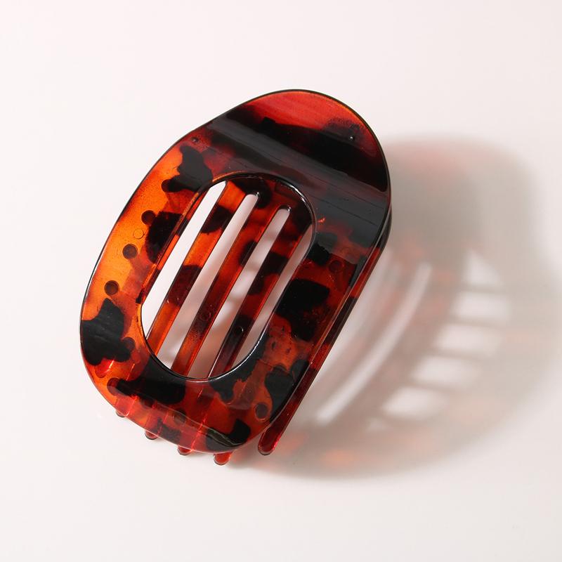 Fashion Oval Flat Hair Clips for Women New Design Leopard Large Flat Round Claw Clip French Hair Clips Trendy Hair Accessories