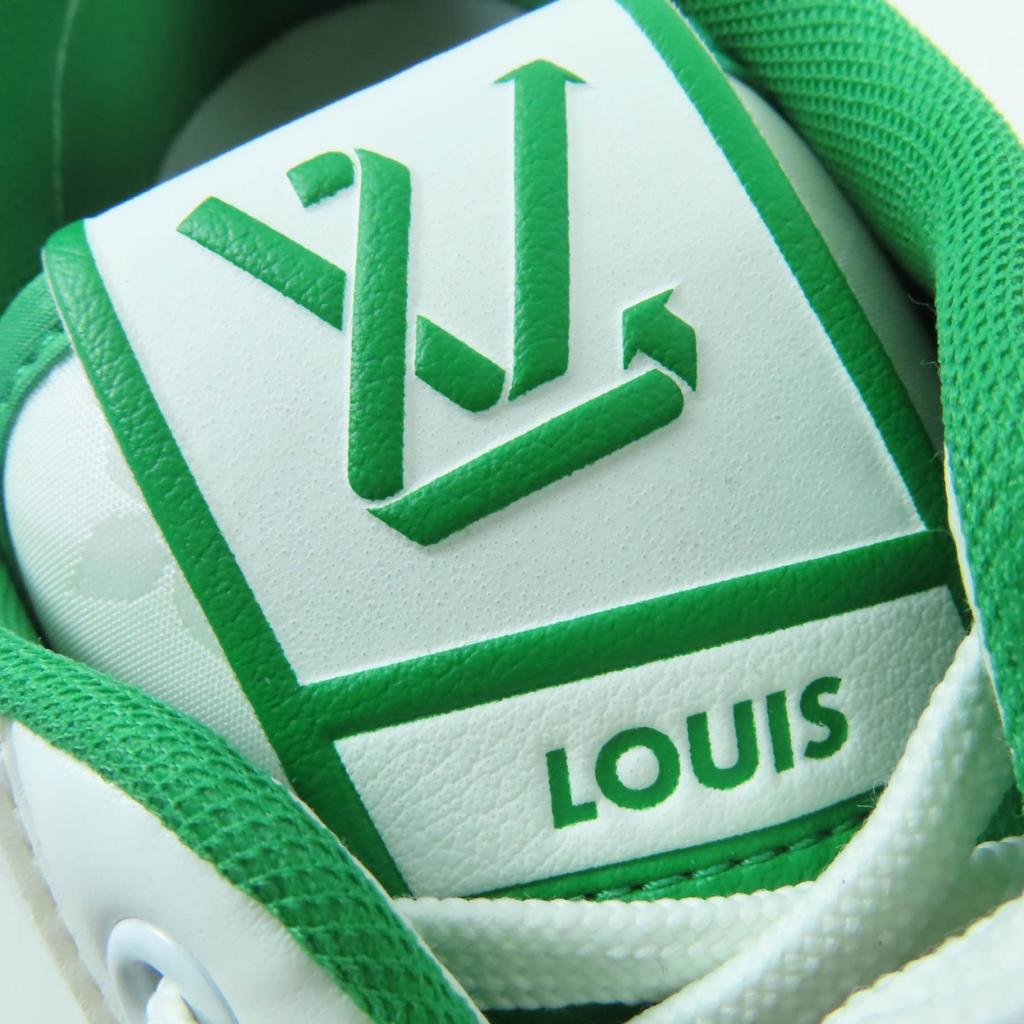 Great LOUIS VUITTON Low cut sneakers LV logo leather white leather Women 37 Used